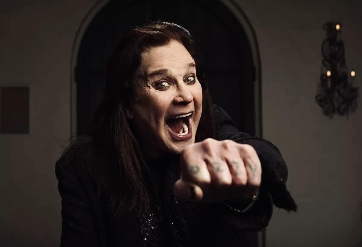 VROOMAGAZINE | Jak je na tom Ozzy Osbourne? Uvidíme ho ještě na pódiu?